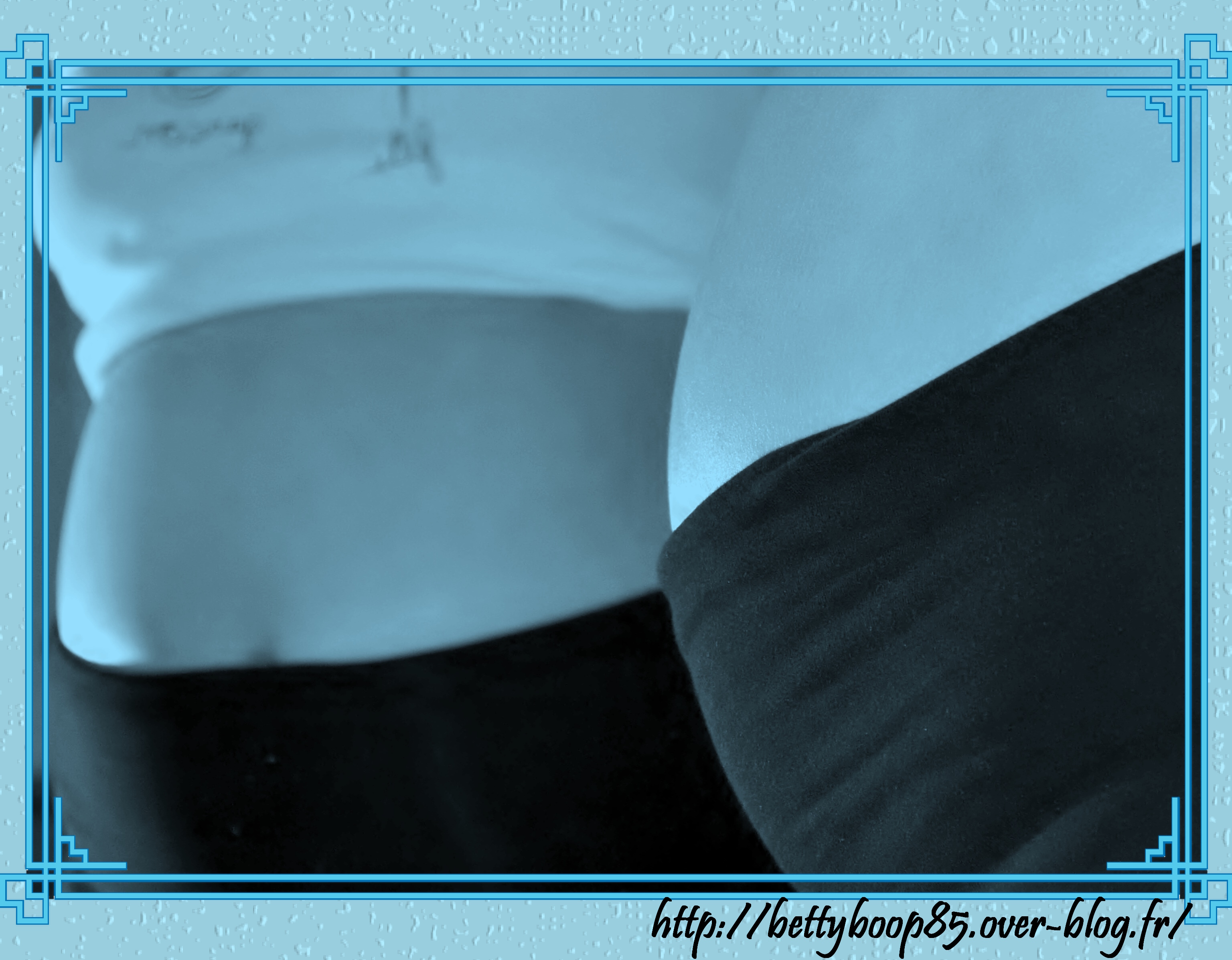 http://nsm05.casimages.com/img/2011/02/10/1102100644431149707622533.jpg