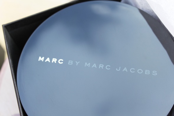 marc by marc jacobs watch white letters