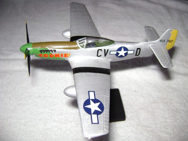 Revell 1/72 North American P-51D Mustang (H-619 / 04148) - - The Airfix  Tribute Forum -