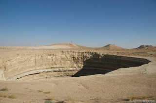 Le cratère de Darvaza dans h) LIEUX INSOLITES 110412015741673837979614