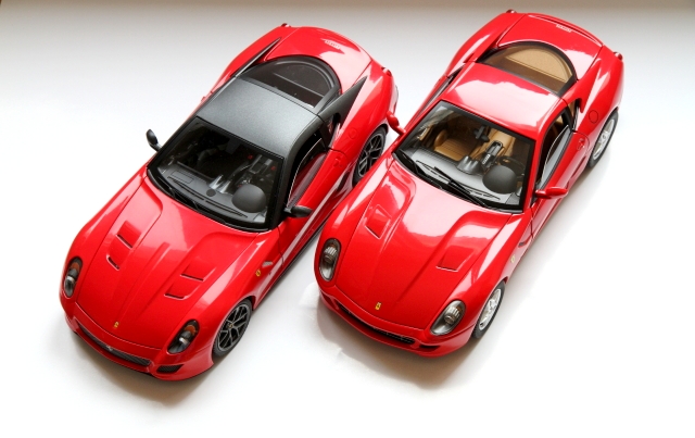 Ferrari 599 GTO vs Ferrari 599 GTB Hot WheelsElite vs Hot WheelsElite 