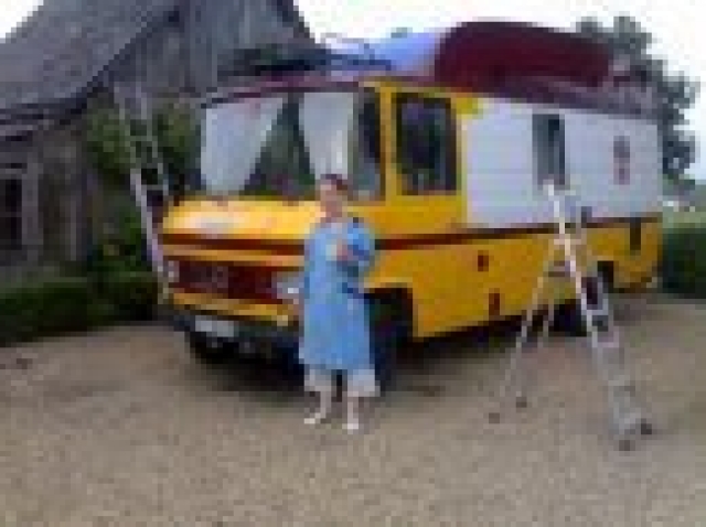 22354_101177343250175_100000737293923_33589_6235443_s[1]