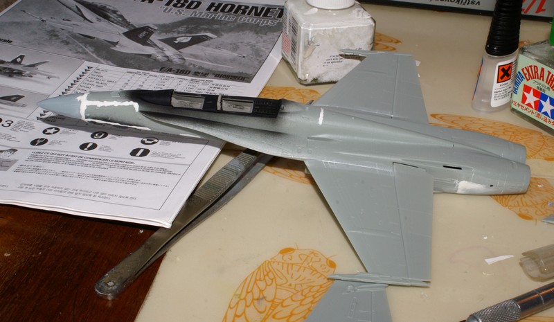 [Academy] F/A-18D Hornet ATARS 1/72 1012241054271201587360984