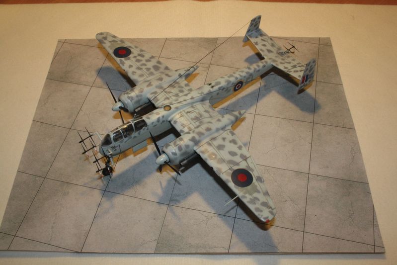 [Dragon] Heinkel He 219 Uhu A5 capturé par les Anglais 1012300218251210667387274