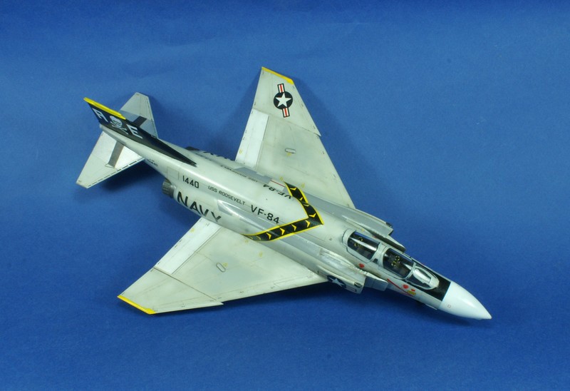 [Fujimi] MDD F-4N Phantom II VF-84   1/72  1101140728291201587469413