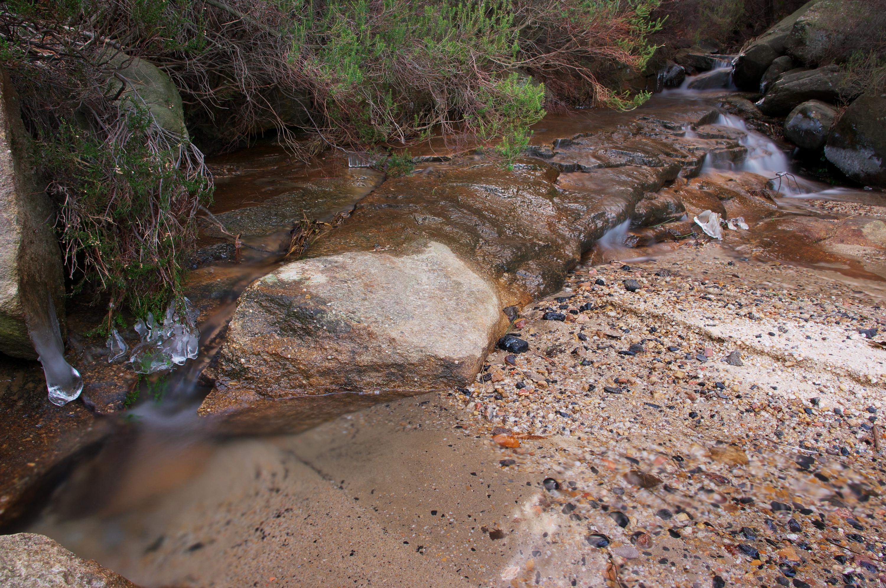 DA 15 LMT cours d'eau2 F16 3000-P