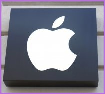 Apple : Nouvel Apple Store au Carré Sénart en banlieue parisienne 1102030301461200807579476