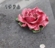 Monuments funraires Rose+Croix 110206102518385007594874