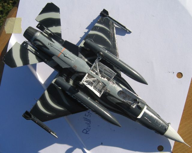F16A Fighting Falcon mlu tigermeet 09 [revell] 1/72 1102090320391147377615794