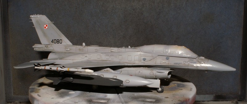 [Kinetik] 1/72 - General Dynamics F-16D Fighting Falcon block 52+  - Page 3 1102180432141201587670938