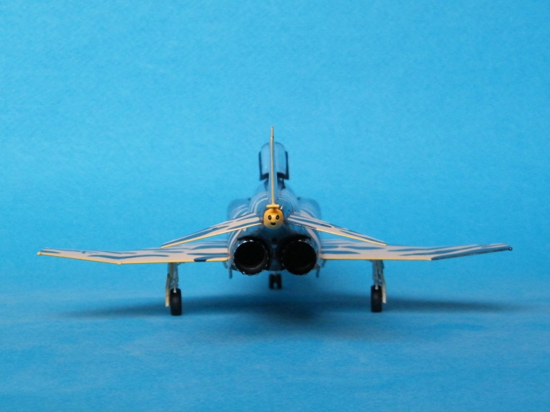 [Revell] 1/72 - McDonnell-Douglas RF-4E Phantom II - 'Tiger Meet' 1985  110317063816975387834025