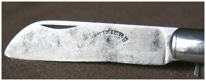 Un tonneau français, pas le barrel knife suédois 110320053518329817851690