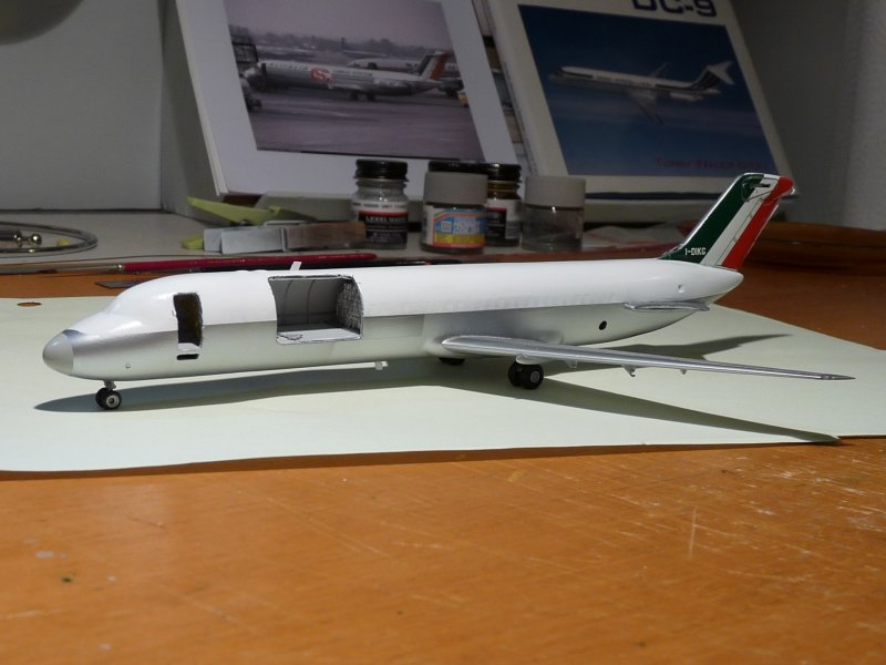 DC9-32F Alitalia   Airfix 1/144 - Page 3 110326034113566987883917
