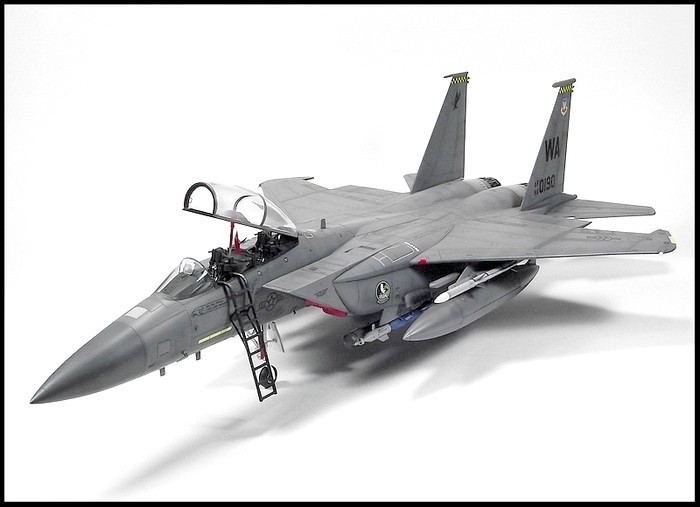 F-15E Strike Eagle - Revell - 1/48ème 110424030435492648046879