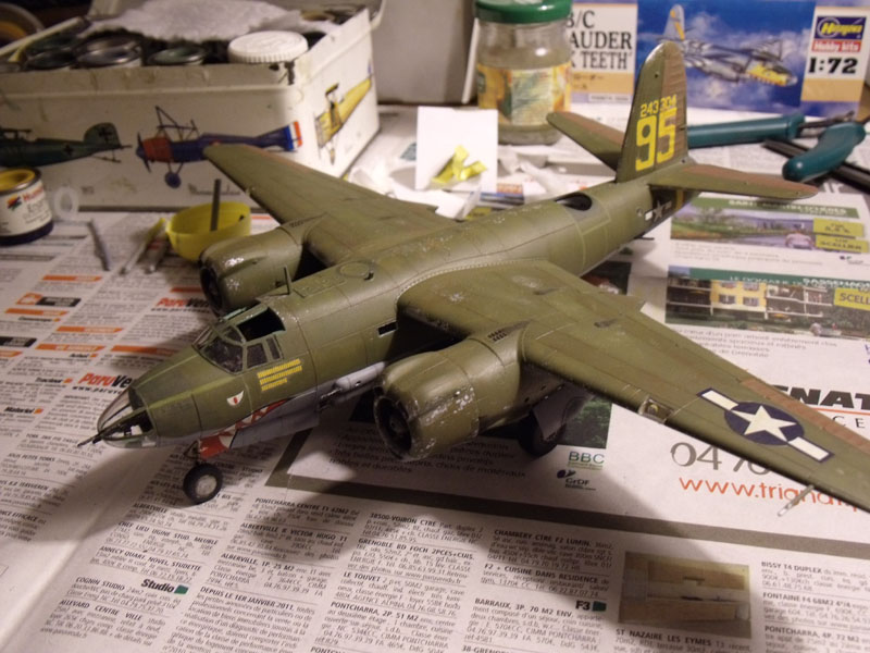 [Hasegawa] 1/72 - Martin B-26 Marauder  - Page 3 110426101712847068060128