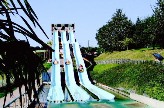 Parcs d'attractions - Festyland -France 110426112939136238056845