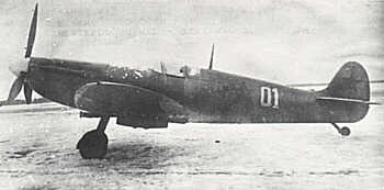 [Airfix] Spitfire PR.IV soviétique 1/72 1105011137241304058085330