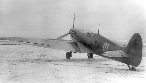 [Airfix] Spitfire PR.IV soviétique 1/72 1105011137241304058085331