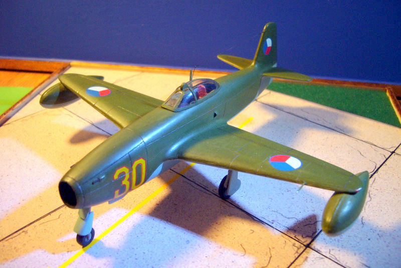 yak 17 (Spécial Hobby 1/72) 1105090630101265848129221