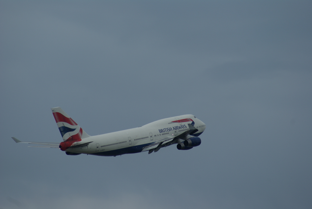 LHR - 2011-05-07 110509124138338698127282