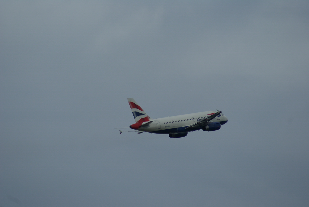 LHR - 2011-05-07 110509124139338698127287