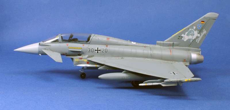  [Revell] Eurofighter EF-2000 Typhoon Luftwaffe 50ans JG1/72 1105130810581201588152076