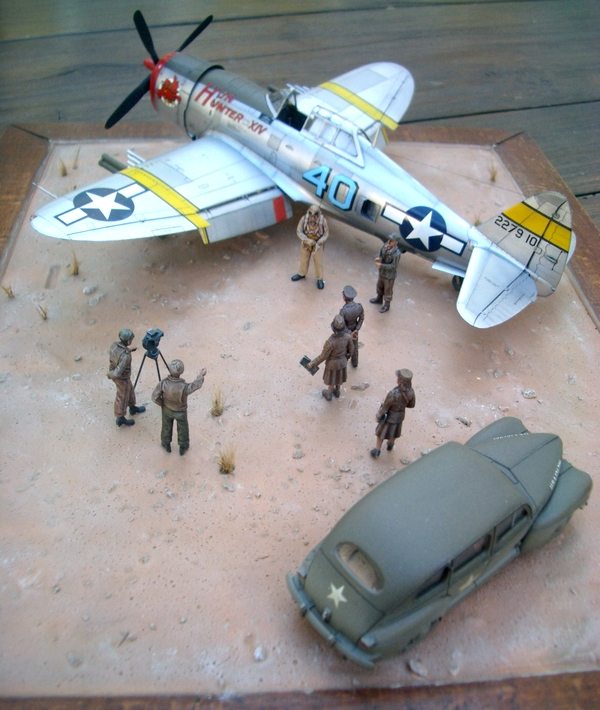P-47D "Hun Hunter XIV" - Sur la piste d'Alto - Eté 1944. 110519053841973618182499