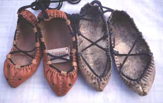 Chaussures et chaussons -Le sabot - suite -et autres(historique,photos) 110521100744136238190280