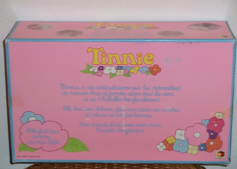 Qui connais la poupée Tinnie? 110522101819668848199900