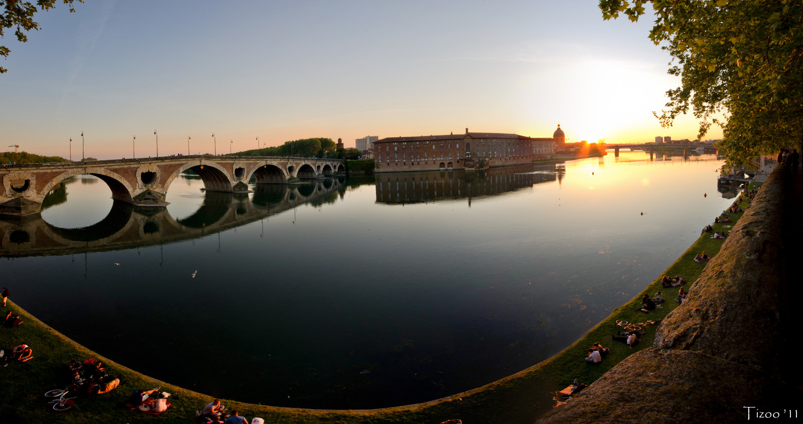 Panoramas / Petites planètes - Page 18 110618074209780408343778