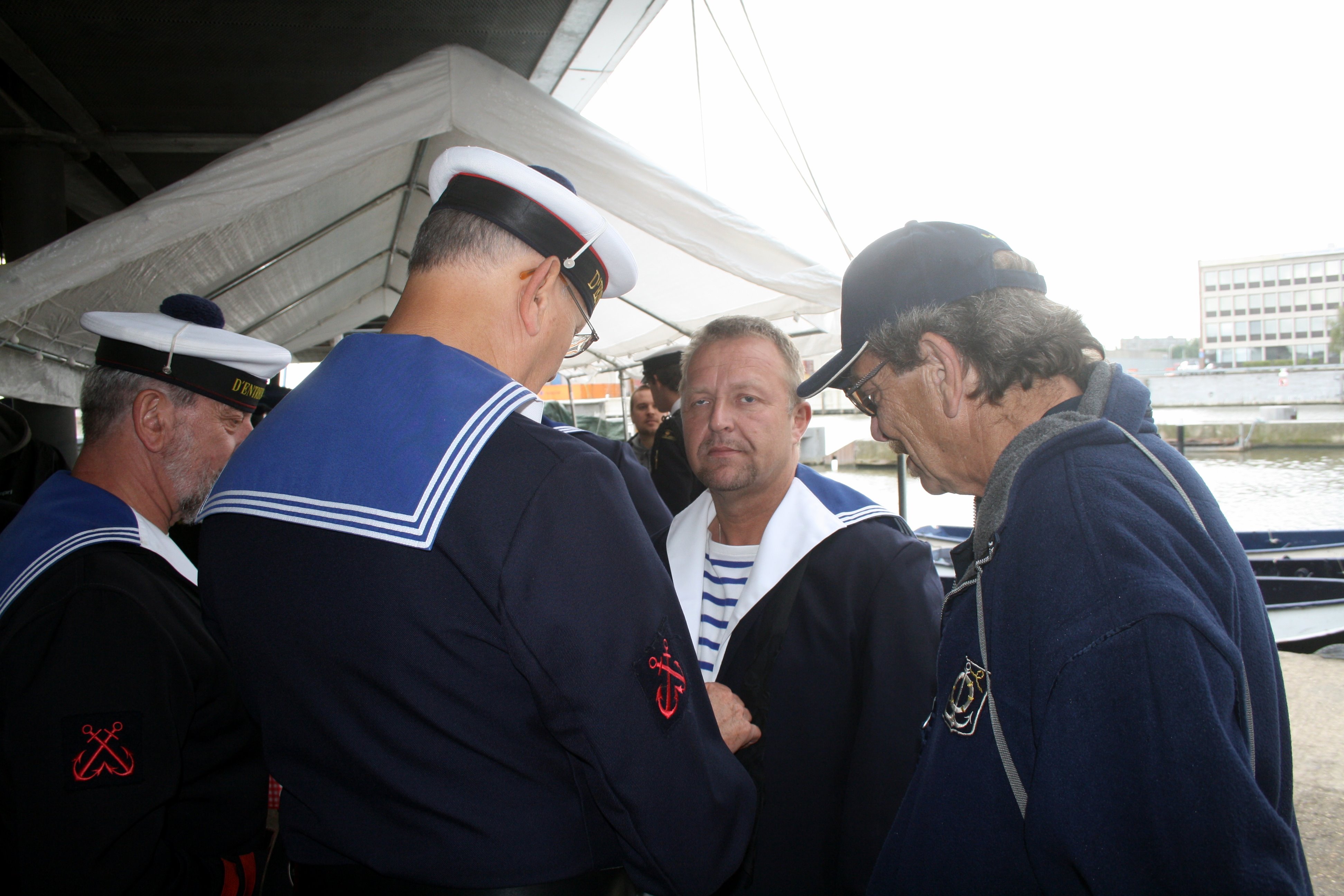Fastes des Cadets de Marine à Bruxelles le 18/06/2011 - Page 12 1106200215271095838353222