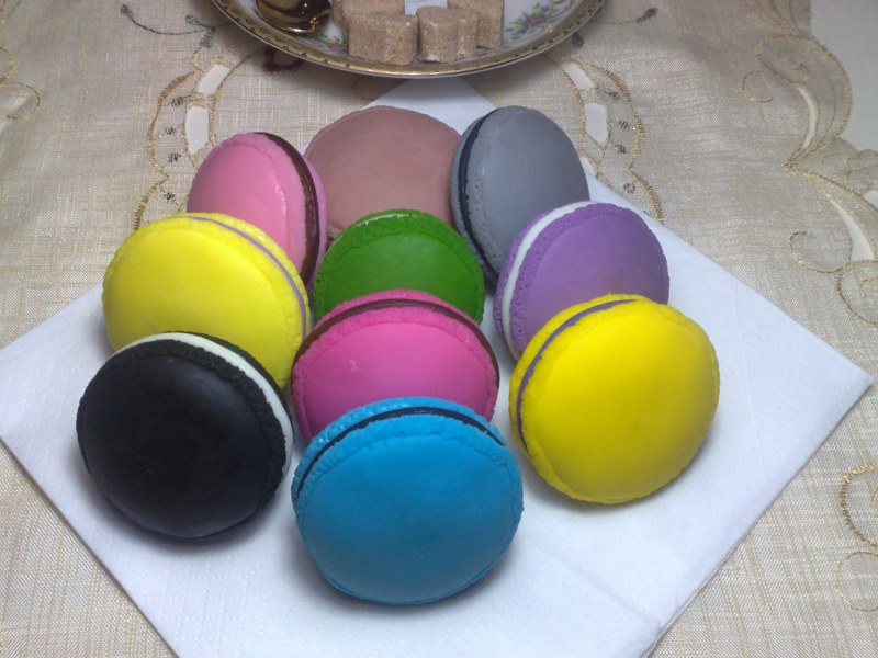 Mes macarons ! 110629064429856298400882