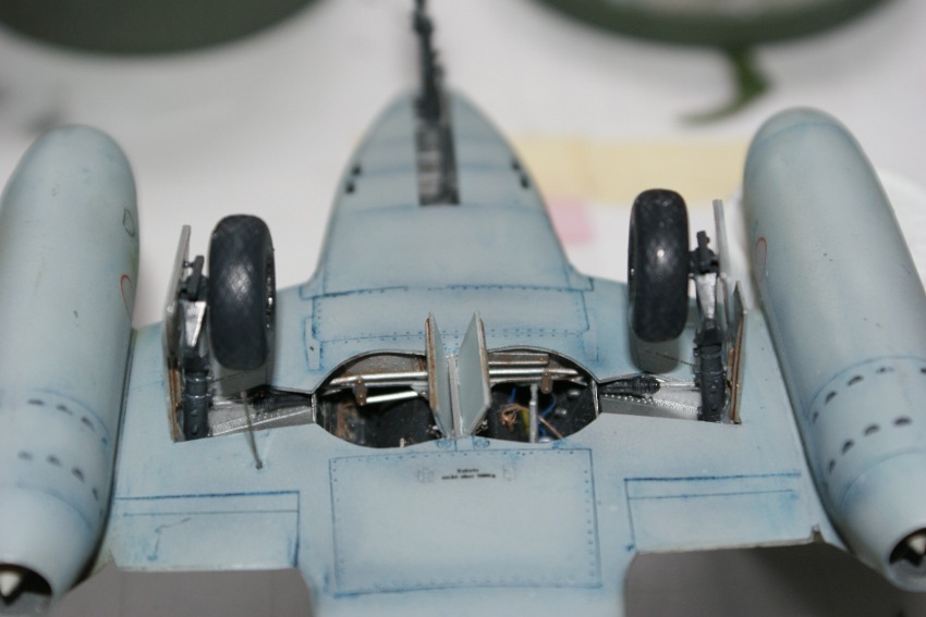 Messerschmitt Me 262A Schwalbe [Dragon] 1/48 - Page 3 1107080610571056188441998