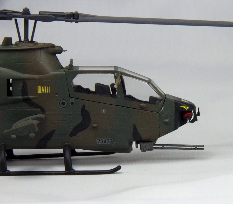 [Fujimi] Fuji AH-1S Cobra 15 ans 3ème ATH 1/72 1107220910191201588500742