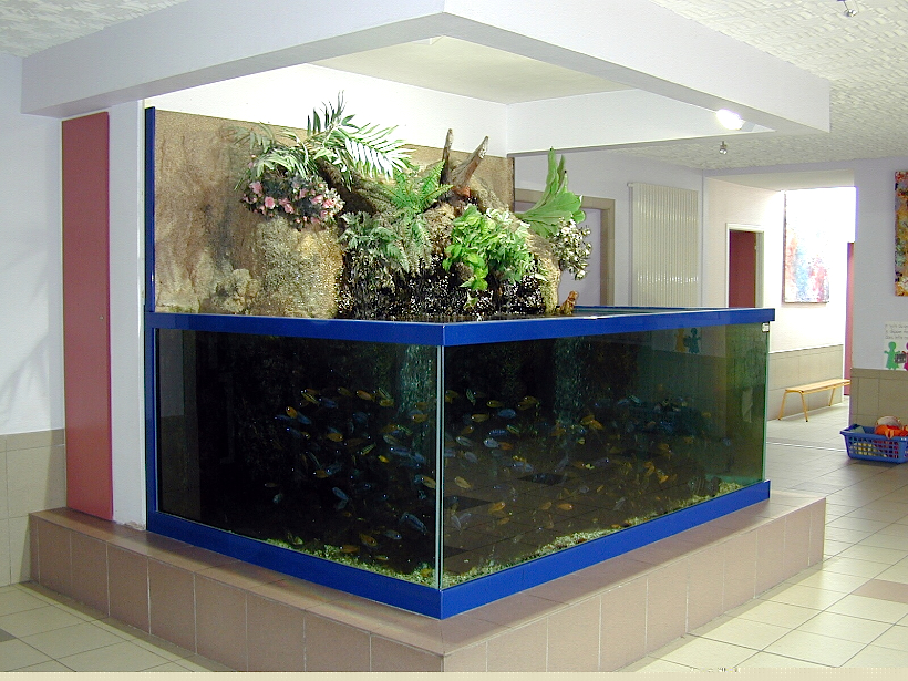 Support pour aquarium, le quel faire...? 1107311230511071758529201