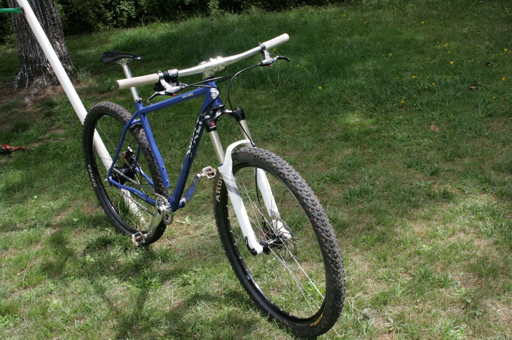 KM cot&Atilde;&copy;