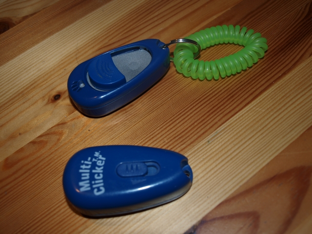Utilisation de plusieurs clickers avec le même chien: avis? 1108190216541073068610009