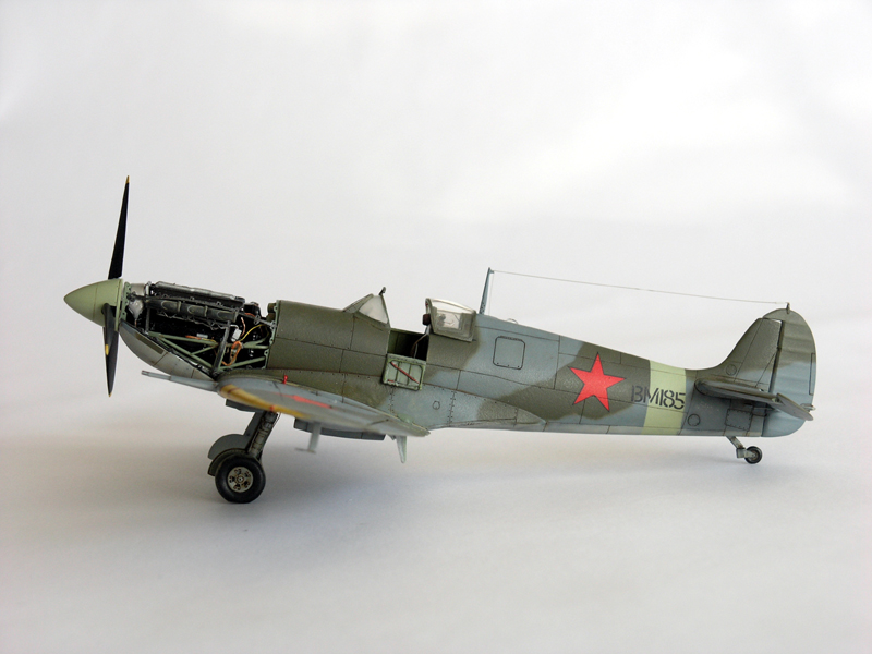 Spitfire MkVb serial No BM185 soviétique Bassora mars 1943 [TAMIYA]  1108210856531124198620432