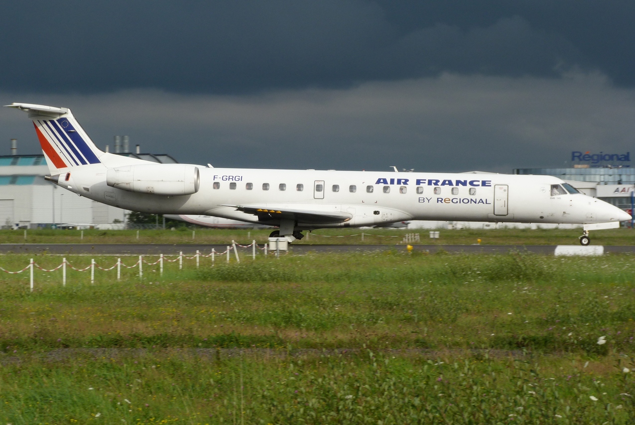 Spotting du 23/08/2011 : Orageux... 1108231055021326458631814