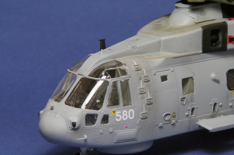 [Italeri] EH-101 Merlin Royal Navy & Royal Army 1108260654101201588645529