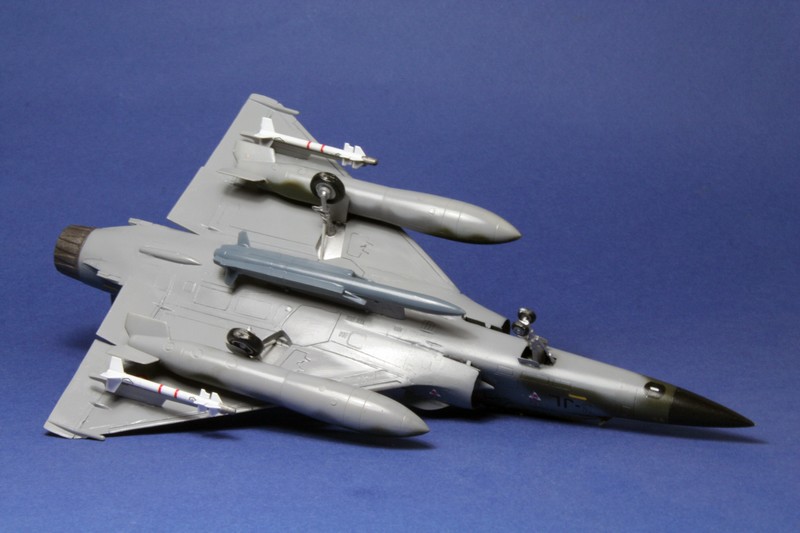 aeromaster - [Aeromaster] Mirage 2000N 1/72 - Page 2 1108260654141201588645540
