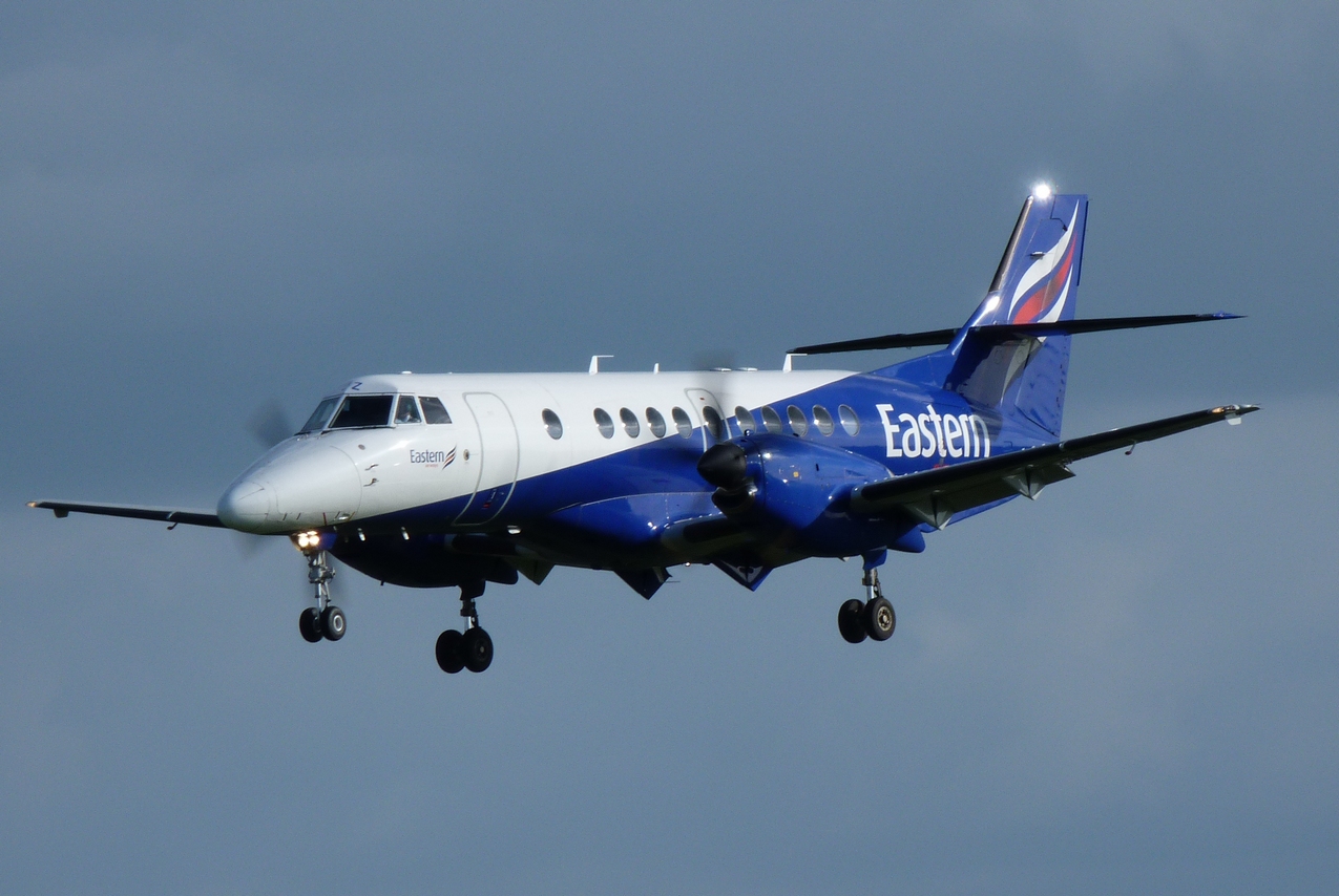 [28.08.2011] McDonnell Douglas 83 (EC-LEY) SwiftAir + Easyjet "Only Lyon" 1108281027421326458657013