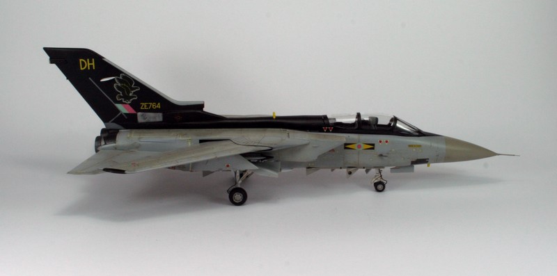 [Hasegawa]Panavia Tornado F-3 RAF 1109111205331201588725279