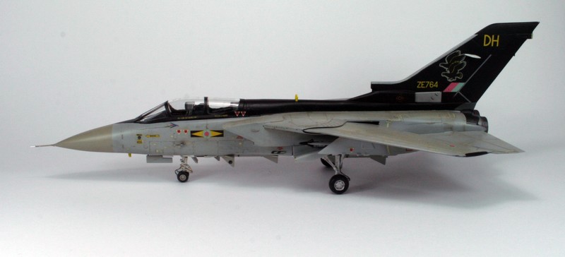 [Hasegawa]Panavia Tornado F-3 RAF 1109111205341201588725282