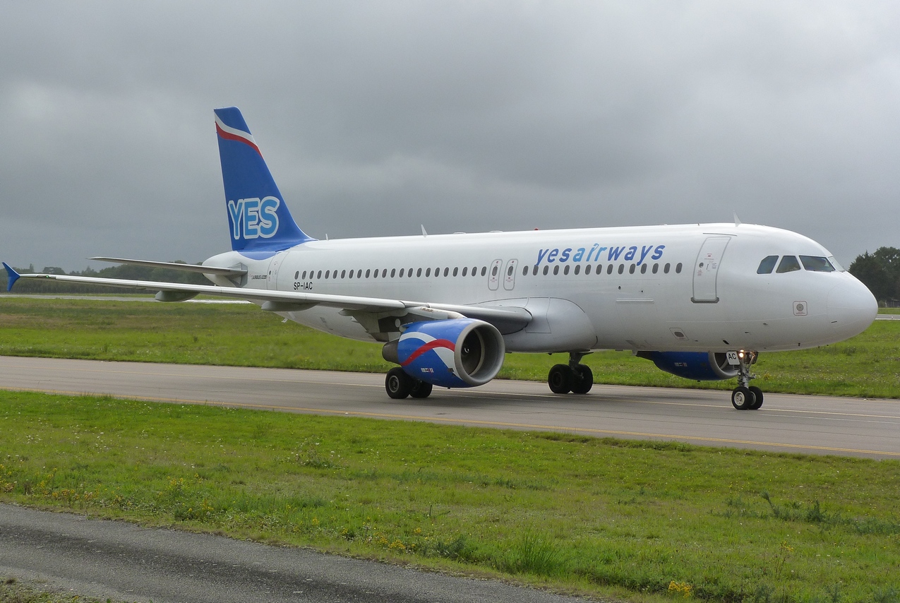 [12/09/2011] Airbus A320 (SP-IAC) Yes Airways 1109120926271373938735079