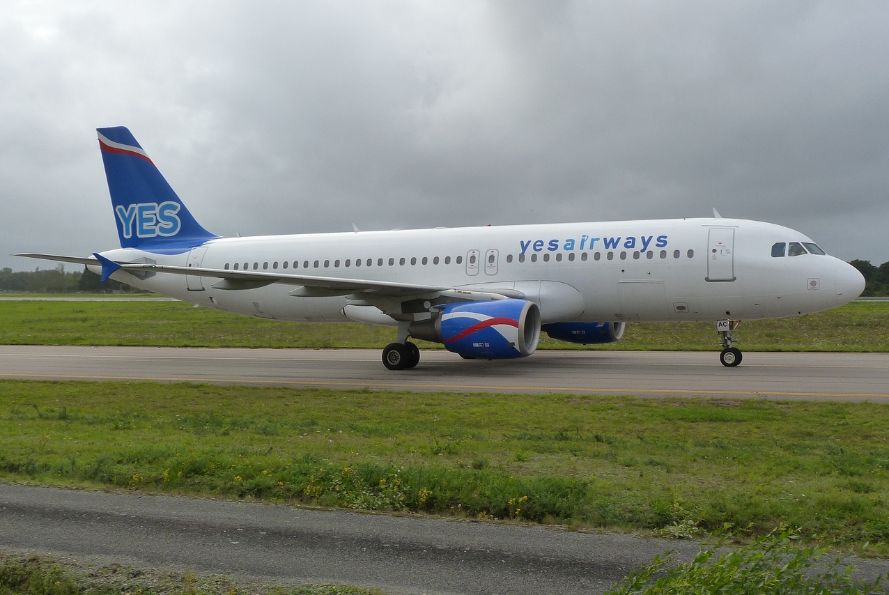 [12/09/2011] Airbus A320 (SP-IAC) Yes Airways 1109120926271373938735080