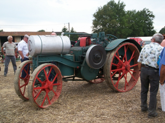 CURTAFOND (01) 4em Concours de labour tracteurs anciens le 11/09/2011 110917095651819118757505