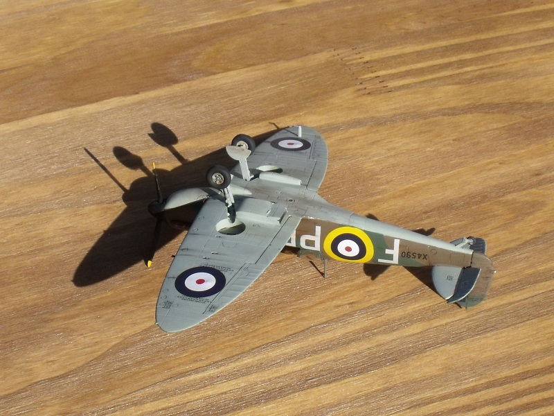 Supermarine Spitfire Mk.I [Tamiya - 1/72] 111015094200847068906619