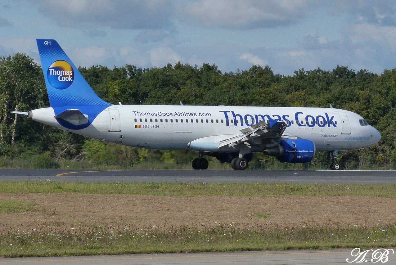 [20/10/2011] Airbus A320 (OO-TCH) Thomas Cook Airlines Belgium "Explore" 1110200843191373938931553