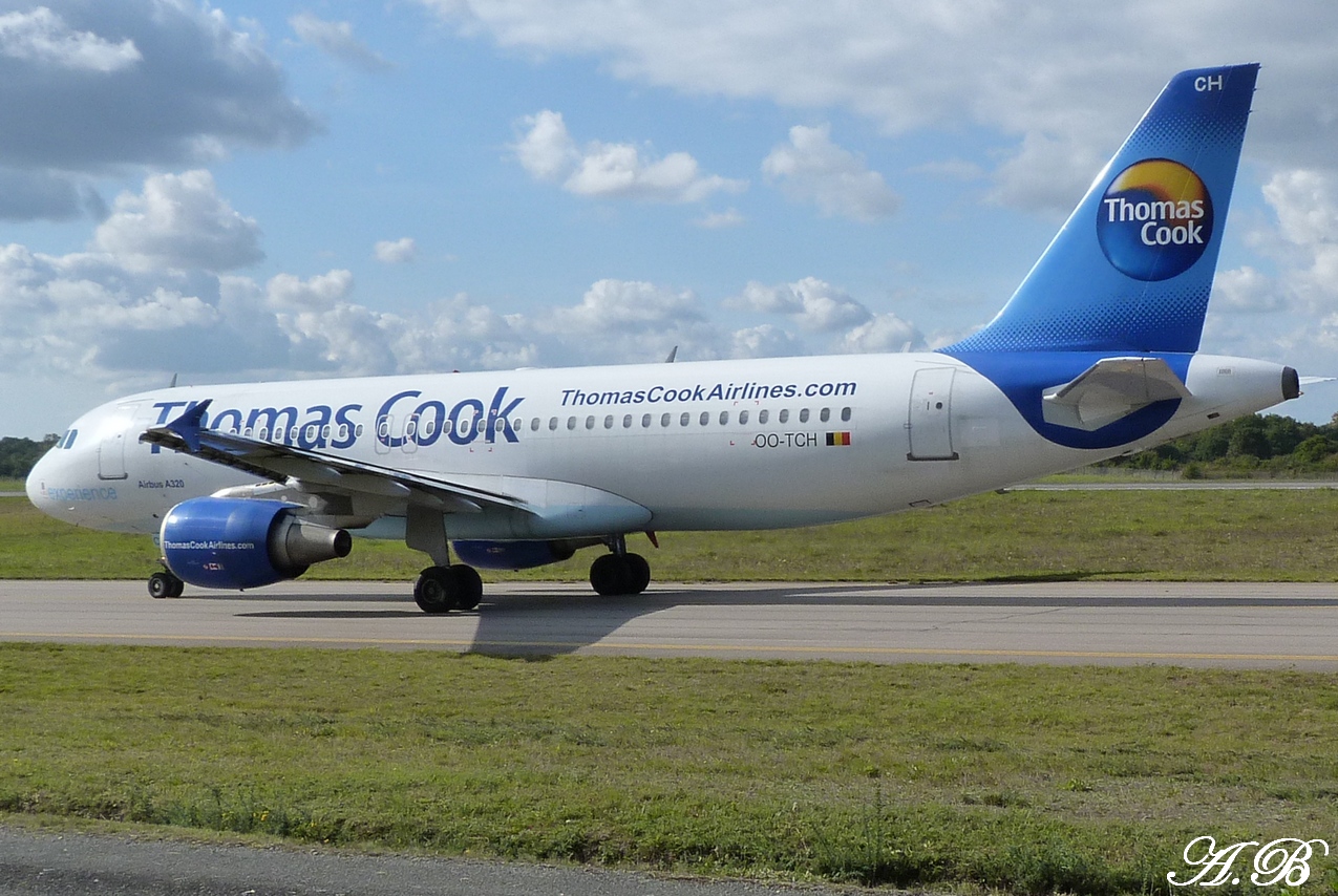 [20/10/2011] Airbus A320 (OO-TCH) Thomas Cook Airlines Belgium "Explore" 1110200843251373938931556
